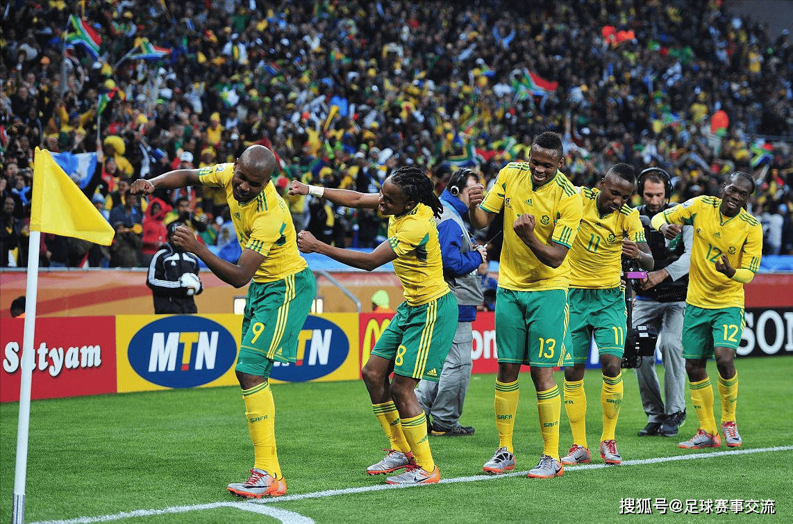 关于足球联赛热门球队居高不下，势不可挡的信息